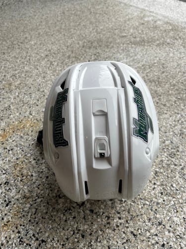 Medium Bauer Pro Stock Re-Akt 150 Helmet