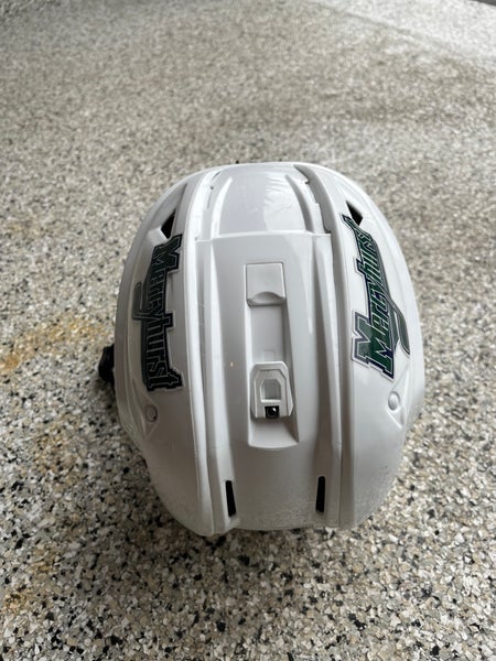 Medium Bauer Pro Stock Re-Akt 150 Helmet