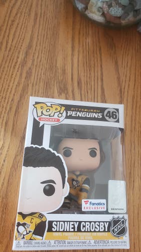 Funko Pop! Hockey Pittsburgh Penguins Sidney Crosby Yellow Jersey Fanatics Exclusive Figure #46
