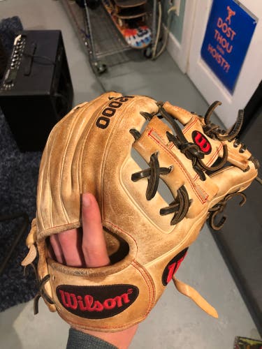 Wilson A2000 Baseball Glove