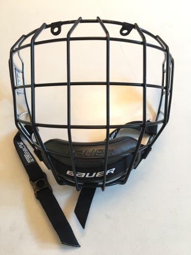 Used Medium Bauer Profile II Facemask “Oreo” Color