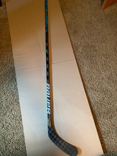 Senior Left Hand P92  Nexus Geo Hockey Stick
