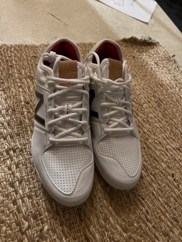 New Balance Men Metal Cleats Size 11 (New!)