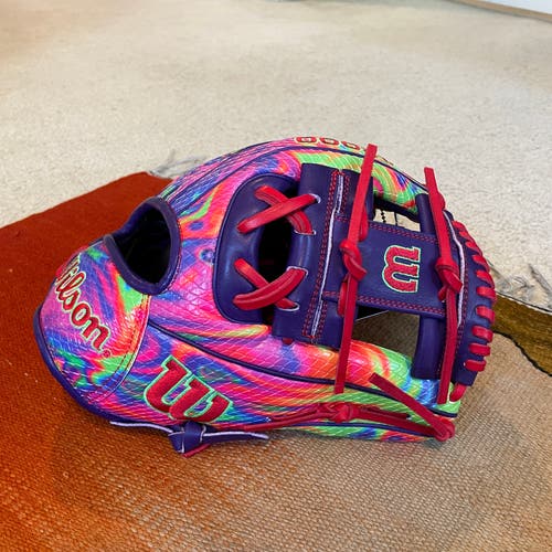 *RARE* New 'Instagram Exclusive' Wilson A2000 1786 'Psychedelic' Baseball Glove 11.50"