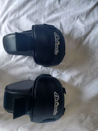 New Brian's Goalie Knee Guards