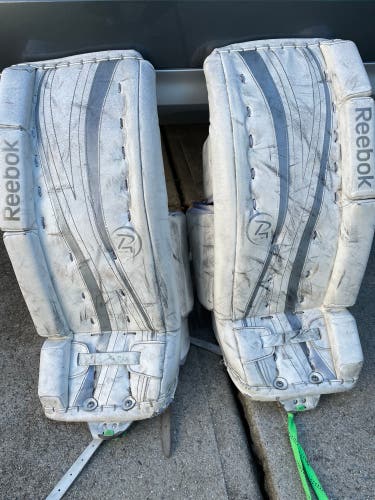 24" Reebok  Premier 4 14K Goalie Leg Pads