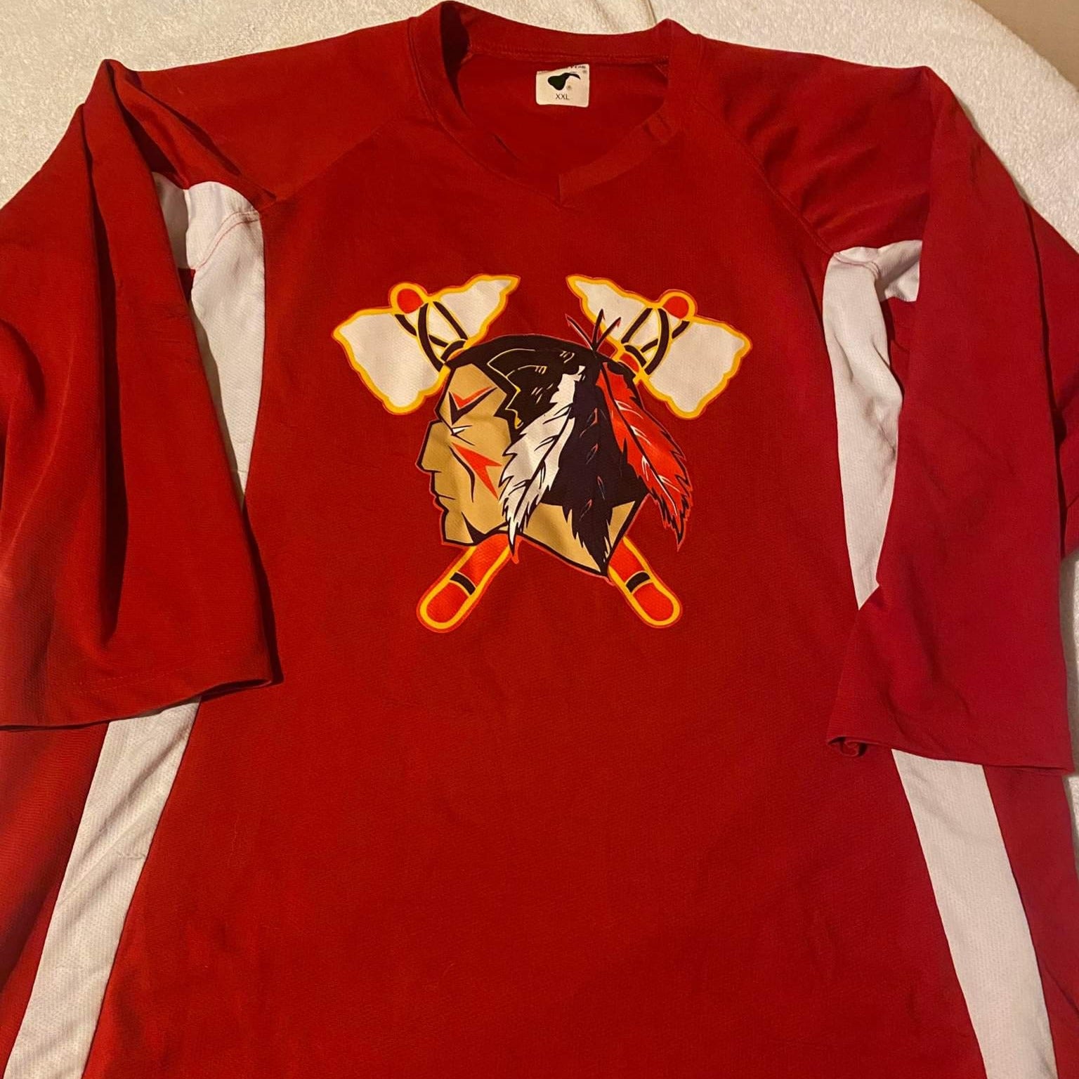 JOHNSTOWN TOMAHAWKS SIGNED JERSEY SIZE MEDIUM QUETELL