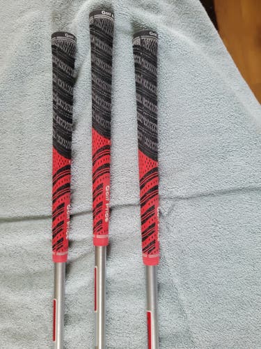 Used Men's Srixon Left Hand ZX7 Iron Set Regular Flex Steel Shaft
