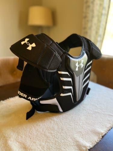 Used Small Under Armour Strategy Shoulder Pads
