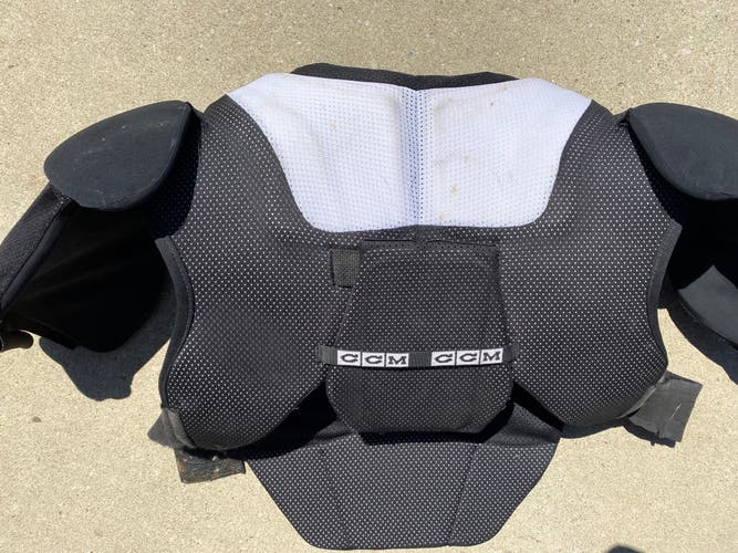 CCM Supra SP600 Shoulder Pads