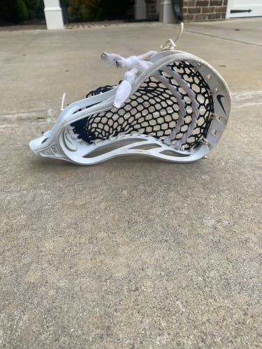 Lakota Lacrosse Head Strung With Black Hero 3.0 Mesh