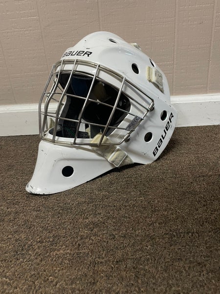 Bauer NME IX Senior Certified Straight Bar Goalie Mask