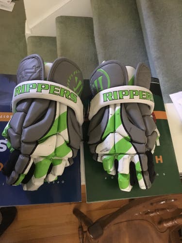 Used Warrior 13" Burn Lacrosse Gloves
