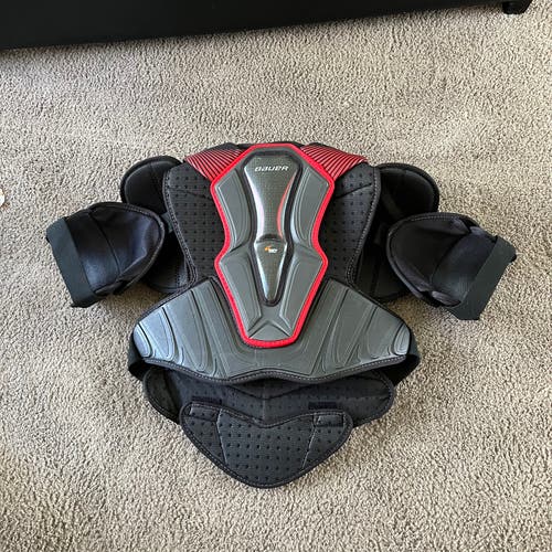 New Senior Large Bauer Vapor shift pro Shoulder Pads