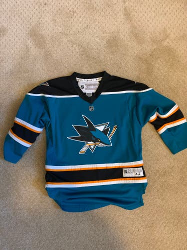 San Jose Sharks youth Reebok Jersey size 4-7