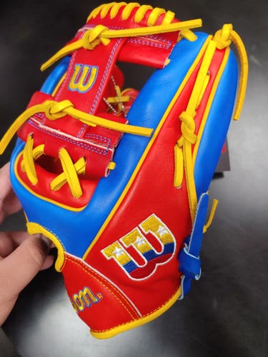 New Venezuela Limited Edition Country Pride Series Baseball Glove Wilson A2000 11.5″