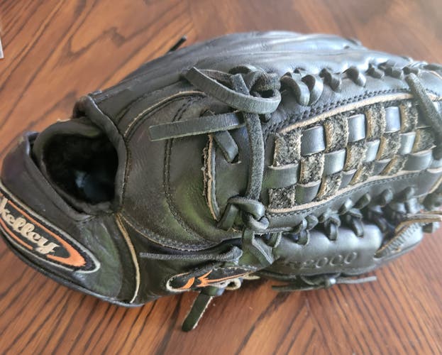 Kelley Right Hand Throw Infield KELLEY LR2000 Baseball Glove 11.5" purely a awesome made glove
