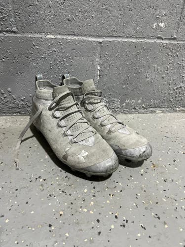 Men's Size 9.0 (Women's 10) Low Cut Spotlight MC