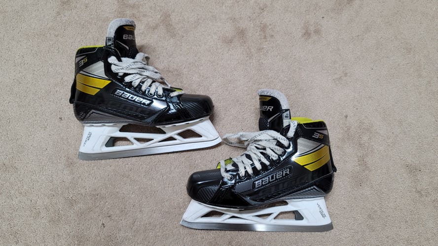 Senior Used Bauer Supreme 3S Hockey Goalie Skates Regular Width Size 8.5