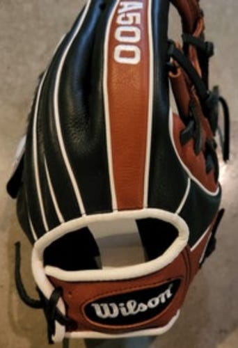 NEW Wilson Right Hand Throw A500 Baseball Glove 11.5"