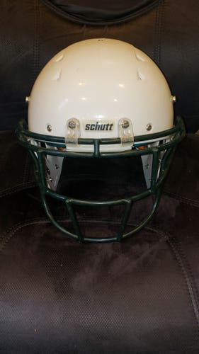 Youth Used XS Schutt Youth Recruit hybrid Helmet