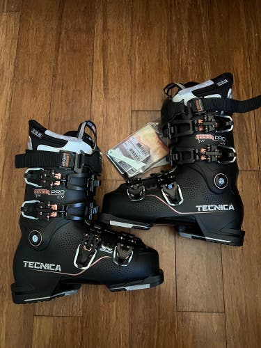 TECNICA MACH1 PRO LV SKI BOOTS