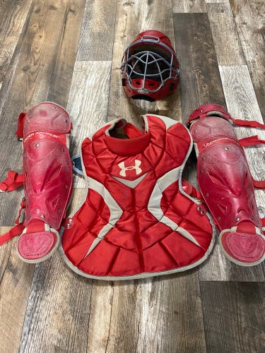Under Armour Victory Series Catcher's Set