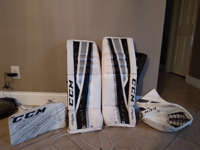 CCM Regular Extreme Flex ll 760 Goalie Full Set 32+1