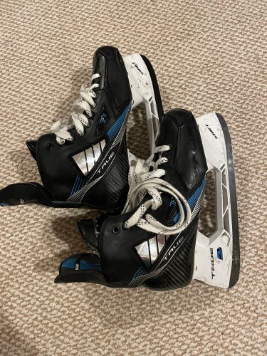 Used True Size 9.5 TF9 Hockey Skates