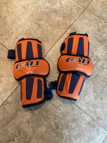 Retro Steele Stanwick #6 UVA Gait Chaos Arm Pads