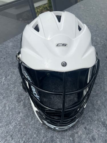 Player's Cascade CS Youth Helmet