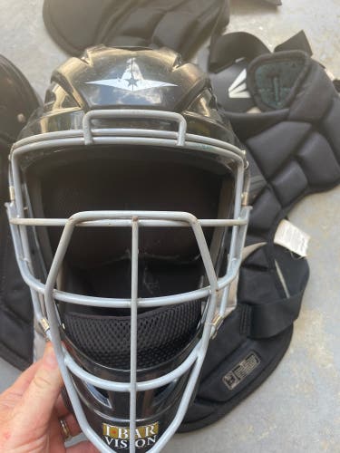 Easton Game Time Catcher's Set