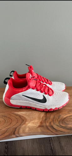 Men's Size 10 Nike Free Trainer 5.0