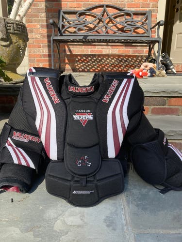 Large Vaughn Pro Stock Velocity V9 Pro Goalie Chest Protector
