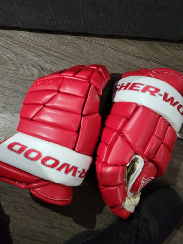 Used Sher-Wood 062/100 Gloves 14"