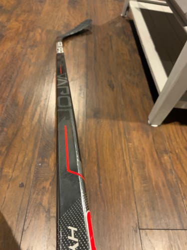 Intermediate Right Handed P92  Vapor Hyperlite Hockey Stick
