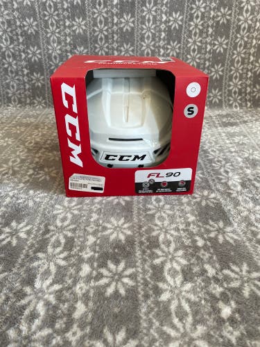 New Small CCM FL90 Helmet