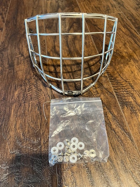 Warrior Ritual R/F1 Sr+ Goalie Cage (Fit 1)