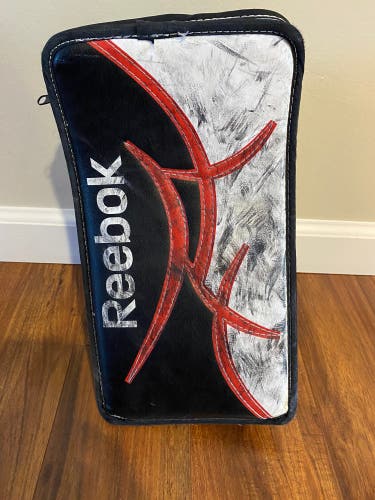Reebok 700 Jr blocker