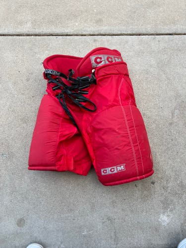 CCM Tacks 492 sr small red ice hockey pants