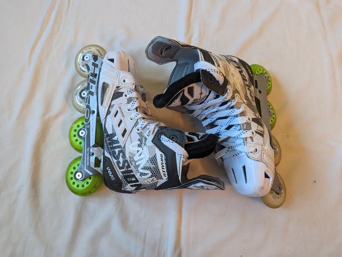 Used Mission WM03 roller hockey inlines Size 4.5