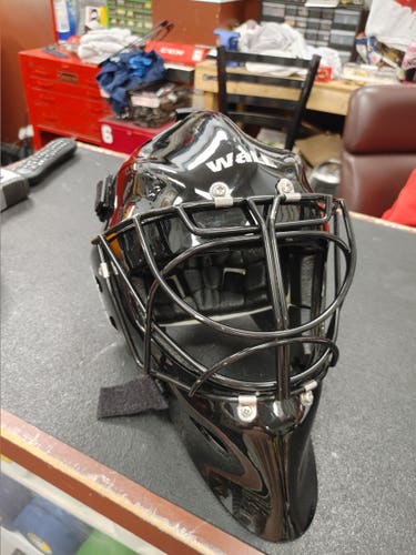 Senior large Wall W4 Goalie Mask