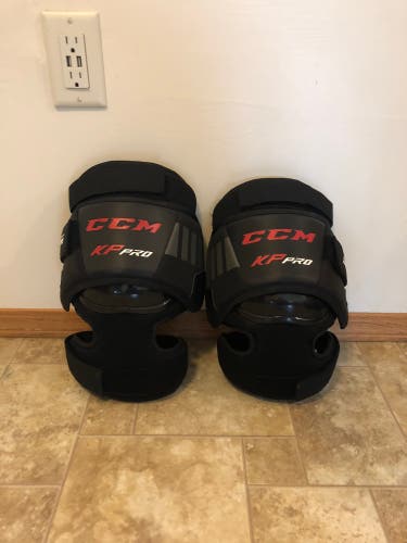Used CCM KP Pro Knee Guards