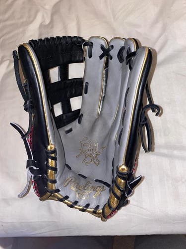 New Right Hand Throw 13" Heart of the Hide Baseball Glove