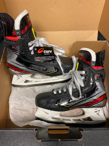 New Bauer Extra Wide Width  Size 3.5 Vapor 2X Pro Hockey Skates