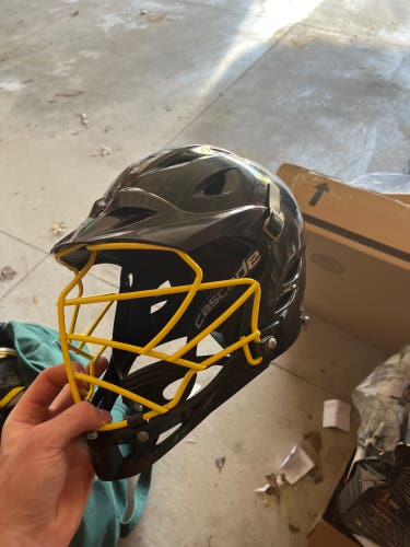 Player's Brine Helmet