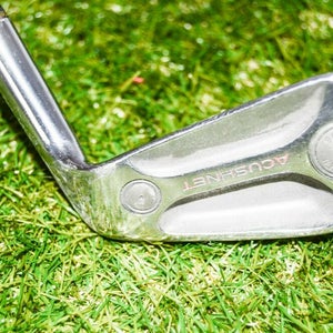 Titleist 	Acushnet 	8 Iron 	Right Handed 	36.5"	Steel 	Stiff	New Grip
