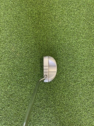 Used Right Handed 35" White Hot #5 Putter