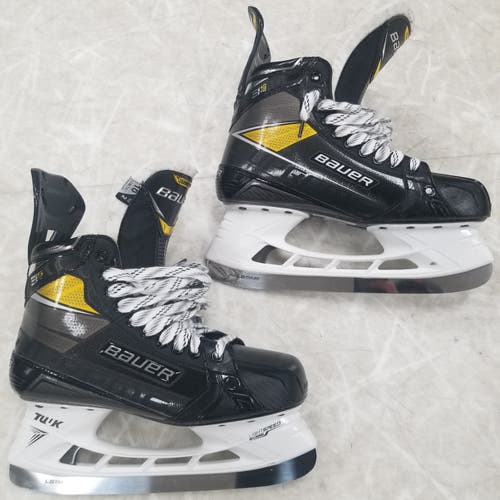 Senior Used Bauer Supreme 3S Pro Hockey Skates Regular Width Size 10