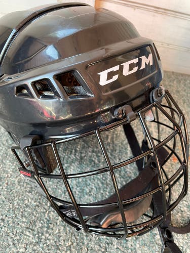 Used Medium CCM FM06 Helmet